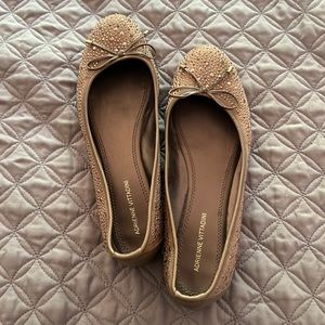 Adrienne Vittadini flats, like new, size 9 1/2